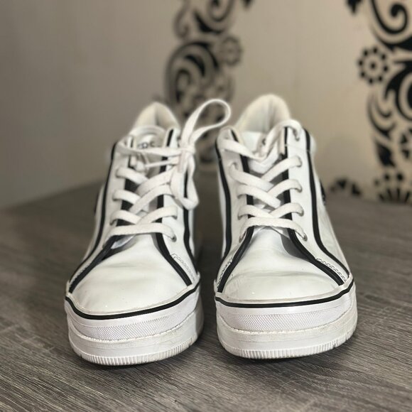 Skechers Women's Heartbeat Platform Block Chunky shoes White - Picture 2 of 4